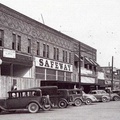 Safeway Store on Washington Avenue
Lyric Theater building in distance (with round windows, corner of Washington and South Toppe