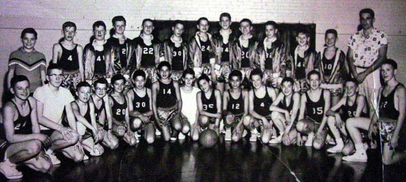 1967_7th_grade_BasketballA_001.jpg