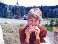 Judy Anderson enjoying a sandwich at Mt. Rainier.
Class of 1971
Photo taken 1970 or 1971.