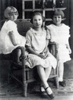 Daughters of Clay and Floss Ham: Doris, Ruth and Grace.