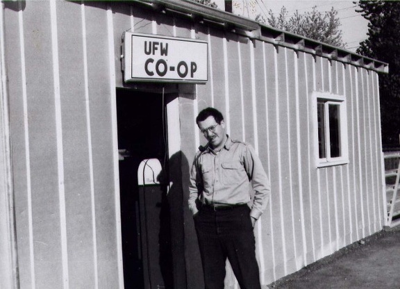 Dave Lang in front of the UFW Co-op.
1967